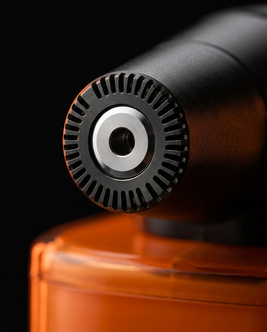 Macro of the stainless steel rotary blade head on the precision trimmer