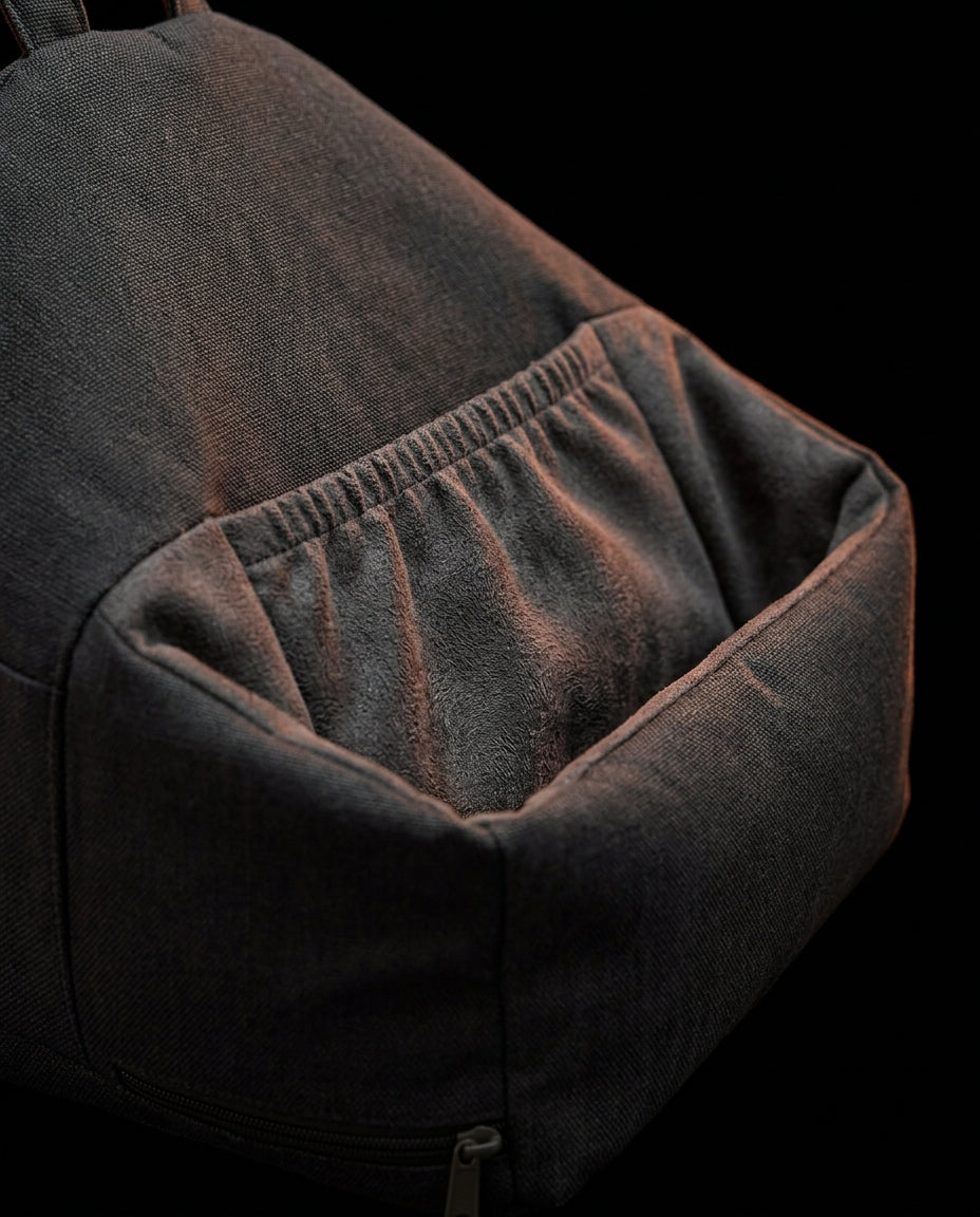 Macro of the elastic front device pocket and angled face of the tablet pillow
