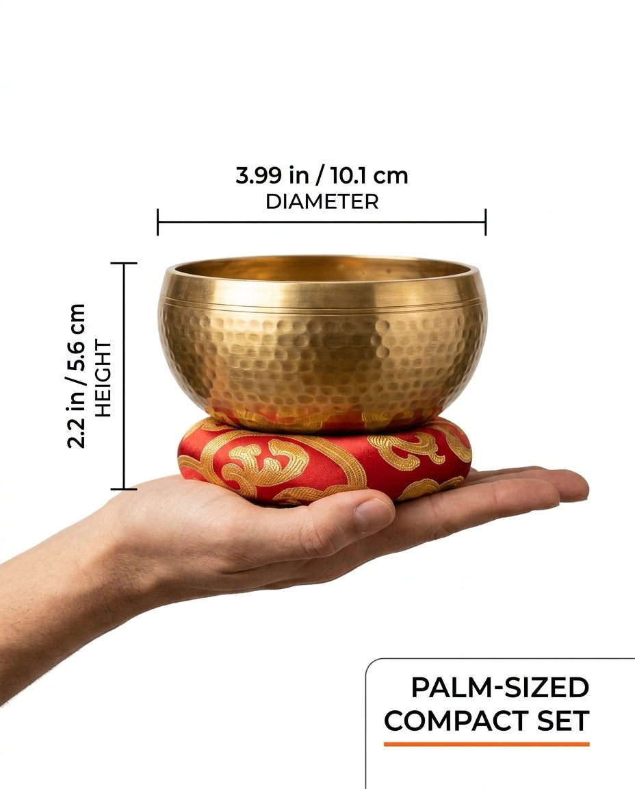 Size guide with the palm-sized singing bowl held in a hand, dimensions shown