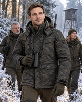 Beheizbare Herrenjacke in Camouflage PyreFit Alpino im Winteralltag: Im Revier