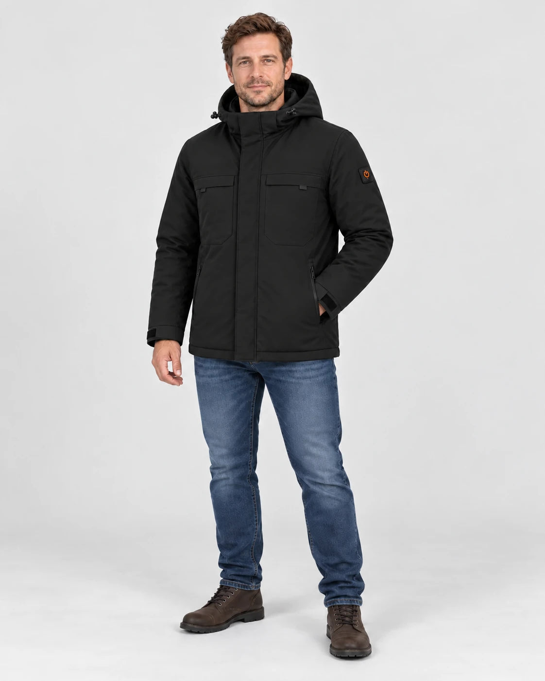 PyreFit Regaro in Schwarz – Ganzkörperansicht