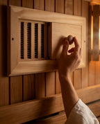 Sauna-Lüftungsventil aus Saunaholz – regulierbare Belüftung mit Schieber – Produktbild 3